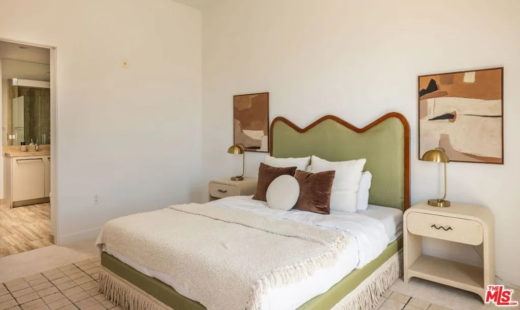 855 N Croft Avenue Ph4, West Hollywood, California 90069 home-pic-23